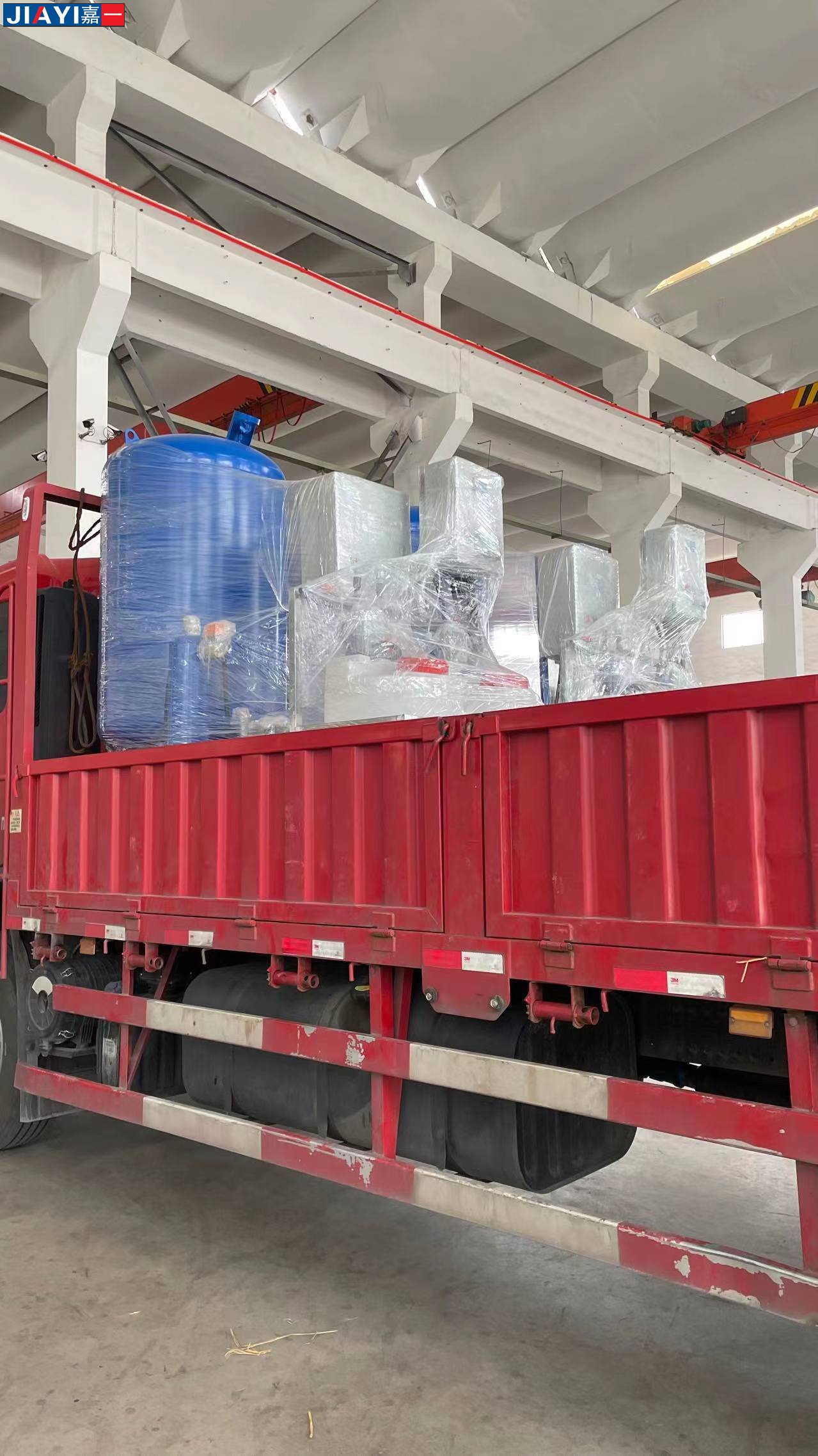 江蘇蘇州專車直達定壓補水機組2套，全自動加藥裝置2套，螺旋除污器2臺